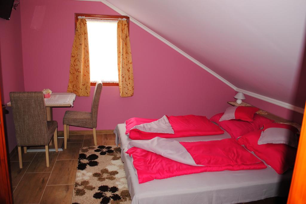 Guest house Rozsapark Vendeghaz 2*
